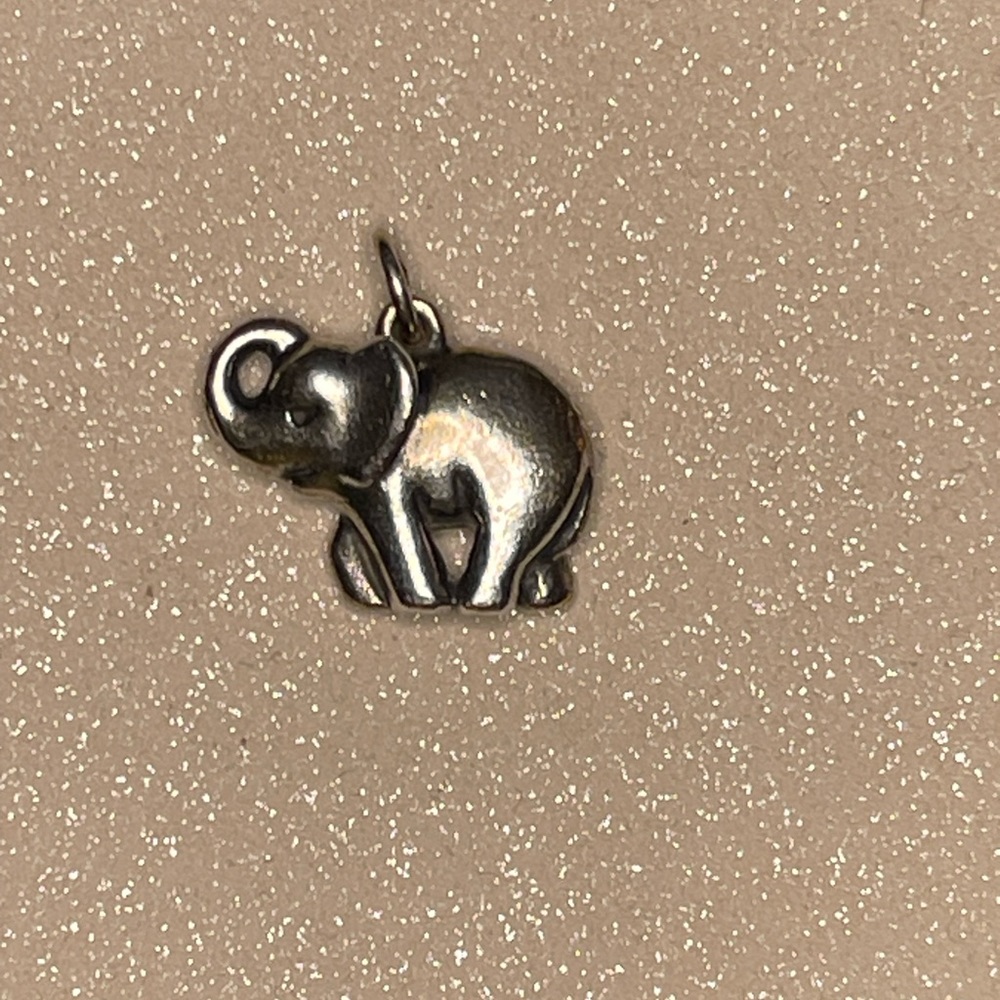James Avery 🐘 charm